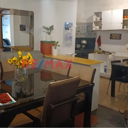 Buy this 3 bed apartment on Jirón 27 de Noviembre in Villa María del Triunfo, Lima Metropolitan Area 15809