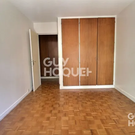 Rent this 2 bed apartment on 13 Rue du 8 Mai 1945 in 92370 Chaville, France