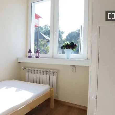 Rent this 8 bed room on Zgierska in 91-359 Łódź, Poland