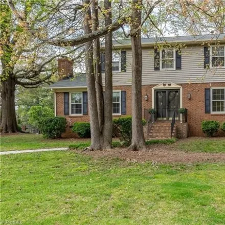 Buy this 4 bed house on Lakecrest Avenue in High Point, NC 27265