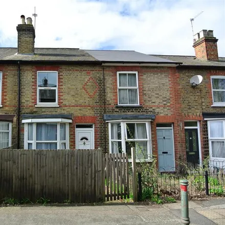 Rent this 3 bed townhouse on 86 St Jude's Road in Englefield Green, TW20 0DF