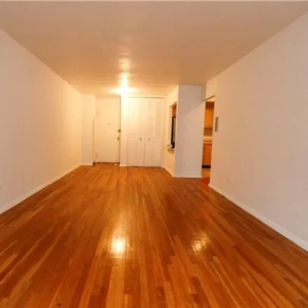 Image 2 - 1801 Ocean Avenue, New York, NY 11210, USA - Apartment for sale
