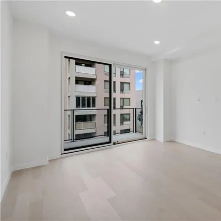 Image 7 - 1655 East 19th Street, New York, NY 11229, USA - Condo for sale