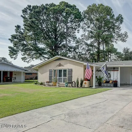 Image 1 - 100 Hilltop Circle, Coopersville, New Iberia, LA 70563, USA - House for sale