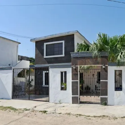 Buy this studio house on Calle Venustiano Carranza in COLONIA GUADALUPE VICTORIA, 89603 Altamira