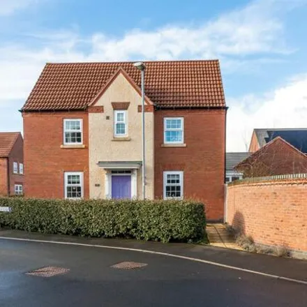 Buy this 3 bed house on Poplar Close in Cotgrave, NG12 3SL