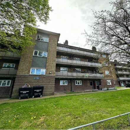 Image 7 - Middle Park Avenue, London, SE9 5QS, United Kingdom - Apartment for rent