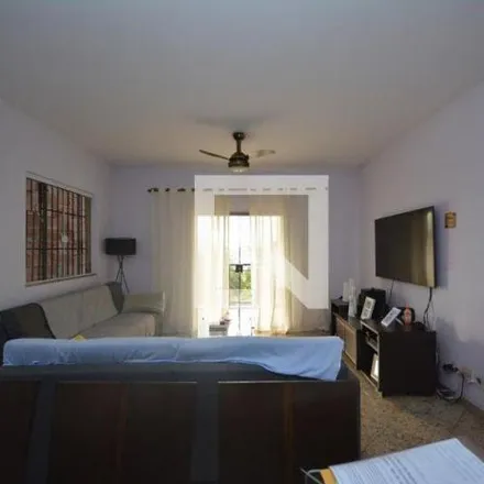 Rent this 3 bed apartment on Avenida Vicente de Carvalho 1003 in Vila da Penha, Rio de Janeiro - RJ