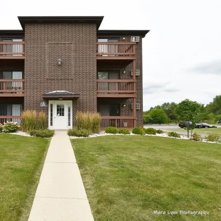 Image 1 - 1004 Spruce Street, Shorewood, Glendale Heights, IL 60139, USA - House for sale
