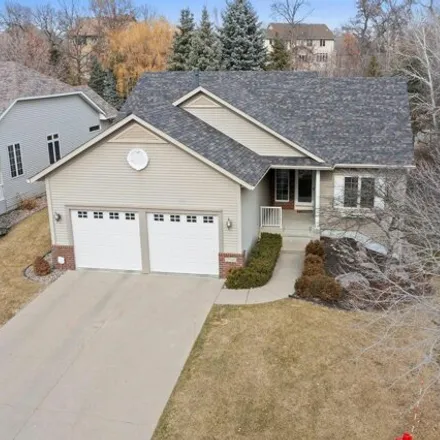 Image 1 - 17940 Kindle Court, Lakeville, MN 55044, USA - House for sale