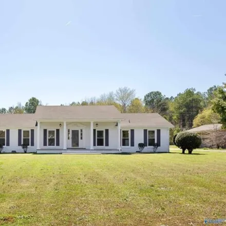 Buy this 3 bed house on 561 County Road 7 in Underwood-Petersville, Lauderdale County