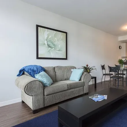 Image 4 - North Vancouver, BC V7M 0E2, Canada - Apartment for rent