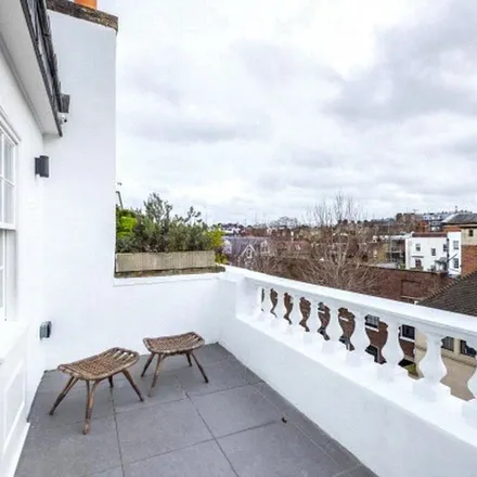 Rent this 4 bed townhouse on 57 Glebe Place in London, SW3 5JB