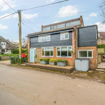 Buy this 3 bed house on Lyeway Lane in Ropley, SO24 0DP