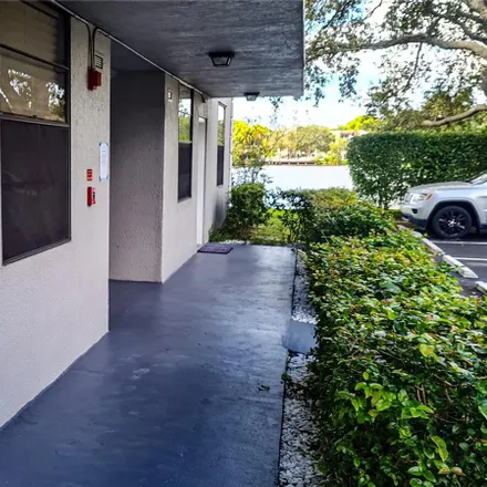 Image 4 - 1505 White Hall Drive, Pine Island Ridge, Davie, FL 33324, USA - Condo for sale