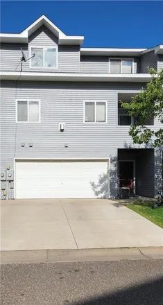 Buy this 2 bed townhouse on 689 Kingfisher Lane in Woodbury, MN 55125