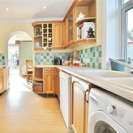 Image 3 - Clapham Common, Worthing, West Sussex, Bn13 - House for sale