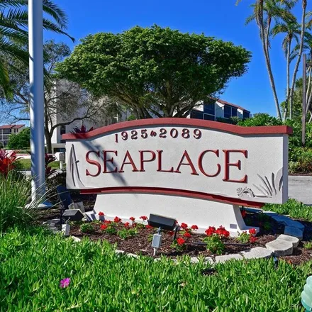 Buy this 2 bed condo on 1974 Gulf Of Mexico Drive in Longboat Key, Sarasota County