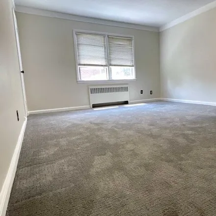 Image 7 - 729 Broad Ave Apt 9a, Ridgefield, New Jersey, 07657 - Condo for rent