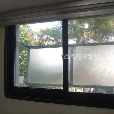 Rent this studio apartment on 서울특별시 강남구 역삼동 622-27