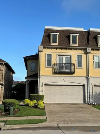 Rent this 2 bed townhouse on 321 Metropolitan Drive in Plano, TX 75023