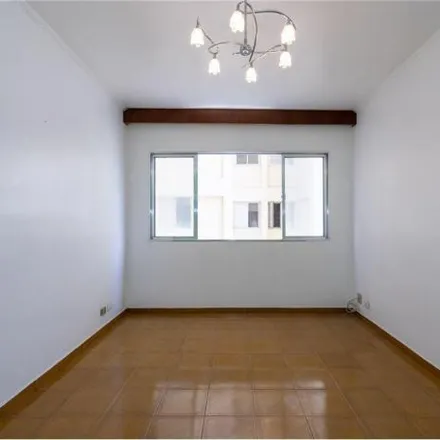 Buy this 2 bed apartment on Avenida Paes de Barros 541 in Parque da Mooca, São Paulo - SP