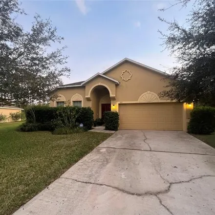 Rent this 3 bed house on 1027 Evans Loop in Lake Wales, FL 33853