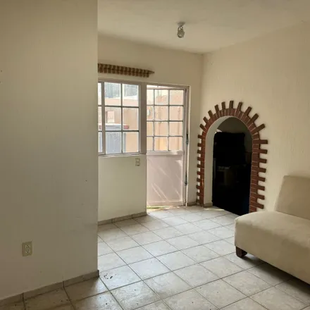 Buy this 5 bed house on Privada Montañas Rocallosas in Colonia Lomas Verdes 4ta Sección, 53120 Naucalpan de Juárez