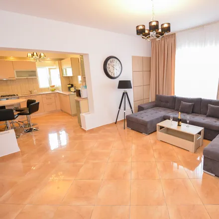 Rent this 3 bed apartment on Bl. 3 in Strada Ion Câmpineanu 33, 010035 Bucharest