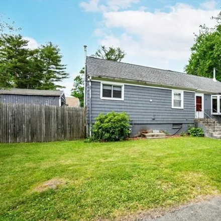 Image 1 - 67 W Shore Rd, Holbrook, Massachusetts, 02343 - House for sale