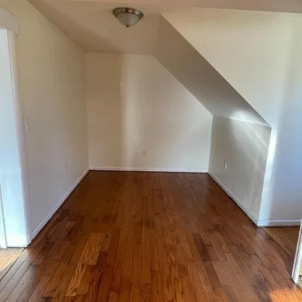 Rent this 2 bed apartment on 13 Wainwright Street in Newark, NJ 07112