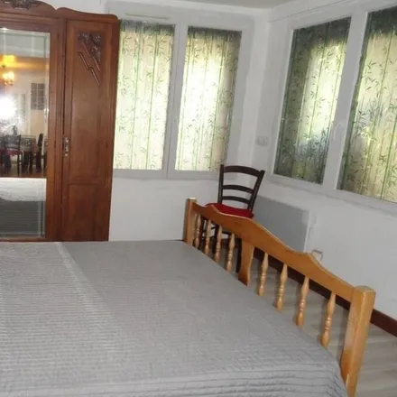Rent this 2 bed house on La Placette des Cévennes in Route Serre de la Can, 48370 Saint-Germain-de-Calberte