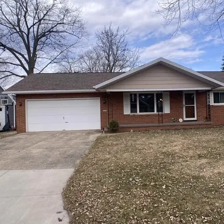 Buy this 3 bed house on 207 North Humphrey Circle in Shawano, WI 54166
