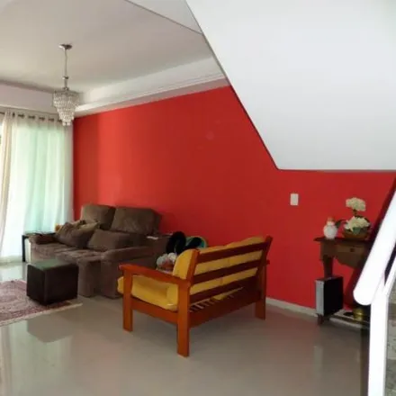 Buy this 3 bed house on Avenida Doutor Eugênio Borges in Arrastão, São Gonçalo - RJ