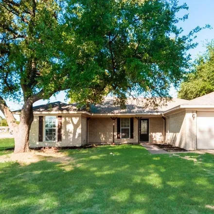 Buy this 3 bed house on 322 Rash Lane in Terrell, TX 75160