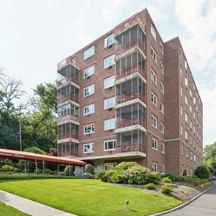 Buy this 2 bed condo on 11 Euclid Ave Apt 5C in Summit, New Jersey