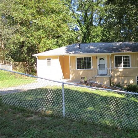 Rent this 3 bed house on 631 Blackhawk Circle in Mableton, GA 30126