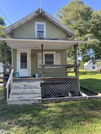 Buy this 2 bed house on 907 East Jackson Street in Centerville, IA 52544