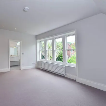 Image 5 - Abanesta, 20 Heath Drive, London, NW3 7RA, United Kingdom - Apartment for rent