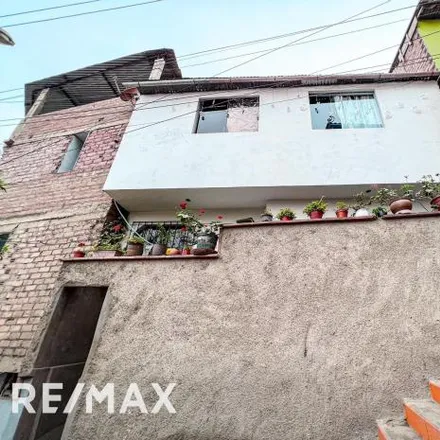 Buy this 6 bed house on Jirón Inti Raymi in Villa María del Triunfo, Lima Metropolitan Area 15811