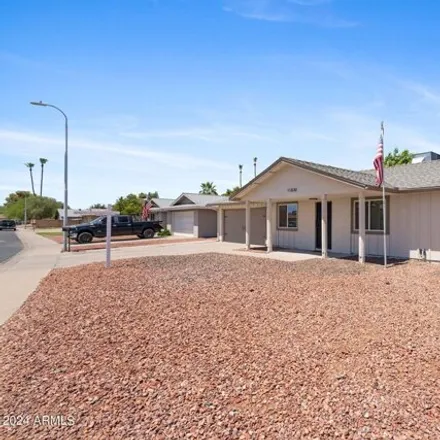 Image 3 - 11830 S Eagleman Dr, Phoenix, Arizona, 85044 - House for sale