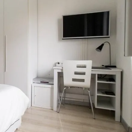 Rent this 1 bed apartment on Viale Giovanni Suzzani in 270, 20126 Milan MI