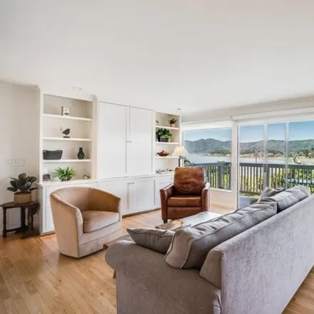 Buy this 3 bed condo on 399 Tiburon Boulevard in Bel Aire, Tiburon