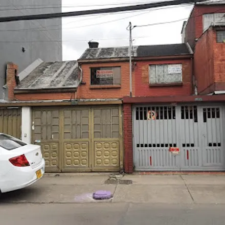 Buy this 3 bed apartment on Carrera 82 22-23 in Fontibón, 110931 Bogota