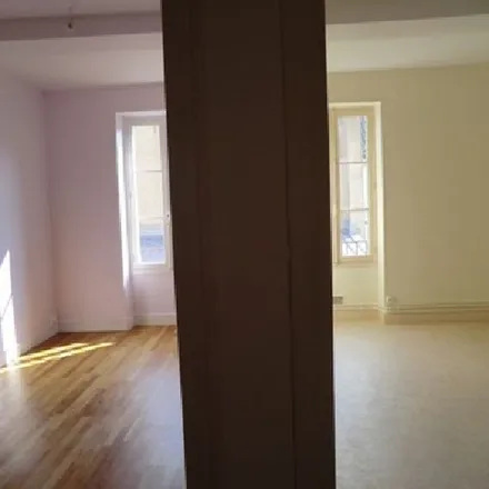 Rent this 1 bed apartment on 1 Place de l'Obélisque in 71100 Chalon-sur-Saône, France