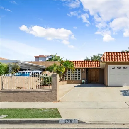 Buy this 3 bed house on 326 Calle Montecito in Oceanside, CA 92057