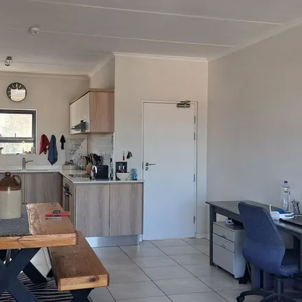 Image 2 - Midwood Avenue, Richwood, Western Cape, 7435, South Africa - Apartment for rent
