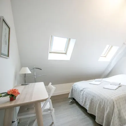 Rent this 1 bed apartment on 14400 Bayeux