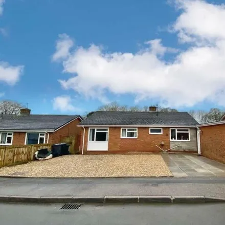 Buy this 3 bed house on Tamar's Drive in Willand, EX15 2PQ