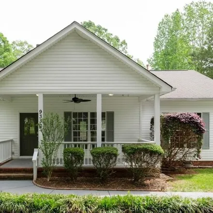 Buy this 3 bed house on 9330 Dogwood Ridge Drive in Clear Creek, Charlotte